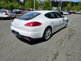 Porsche Panamera 4